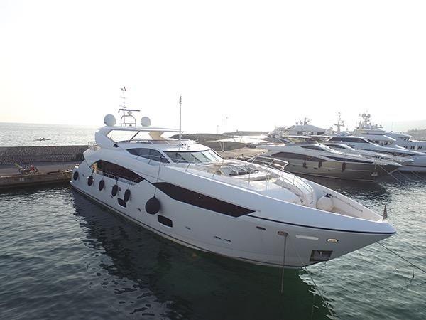 Sunseeker Predator 115